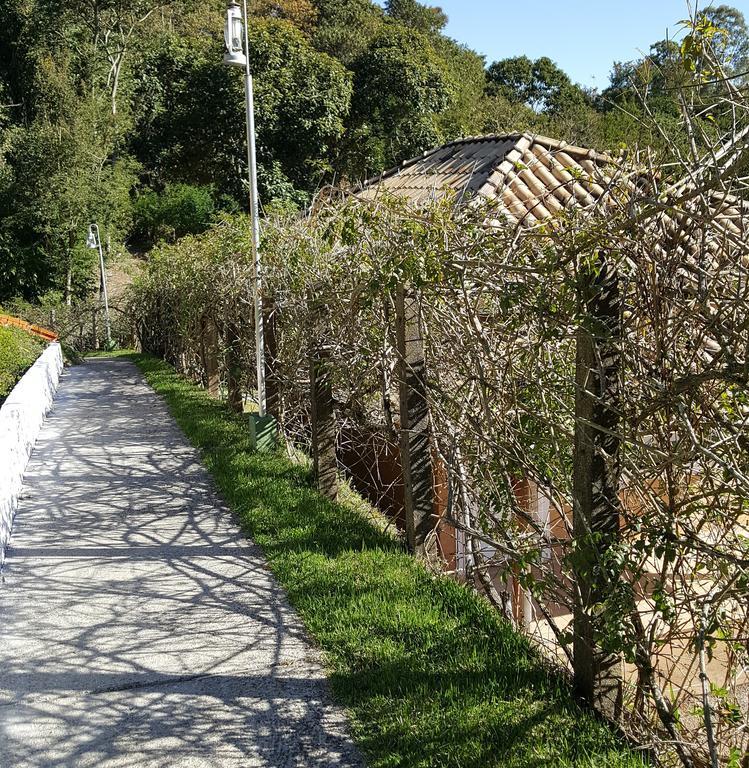 Pousada Recanto Dos Beija Flores Monte Alegre do Sul Eksteriør billede